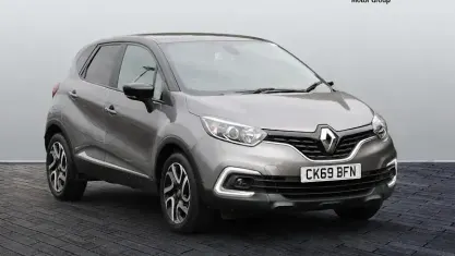 Used Renault Captur Iconic 90 HP (66 kW) 2019 Grey SUV