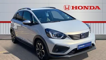 Used Honda Jazz Hybrid 109 HP (80 kW) 2023 White Hatchback