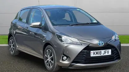 Used Toyota Yaris Hybrid 101 HP (74 kW) 2019 Hatchback