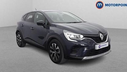 Używany Renault Captur Evolution 143 KM (105 kW) 2023 Niebieski SUV