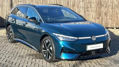 Blue Used 2025 VW ID.7 Pro Estate | £40,199 (Good price)