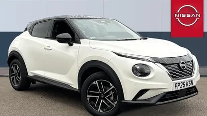 Used 2025 Nissan Juke N-Connecta SUV | £20,151 (Fair price)