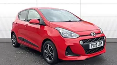 Red Used 2019 Hyundai i10 Premium Hatchback | £8,157 (Fair price)