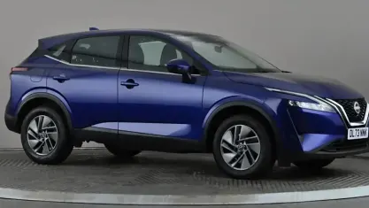 Used Nissan Qashqai Acenta Premium 158 HP (116 kW) 2023 Blue SUV