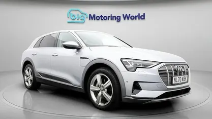 Used 2022 Audi e-tron SUV | £17,800 (Super price)