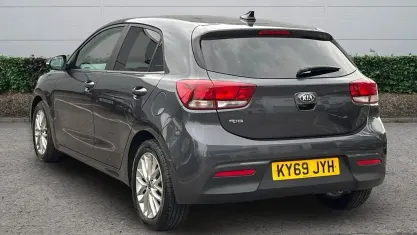 Used Kia Rio 100 HP (73 kW) 2019 Grey Hatchback