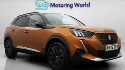 Used Peugeot e-2008 Premium 100 kW (136 HP) 2022 Orange SUV