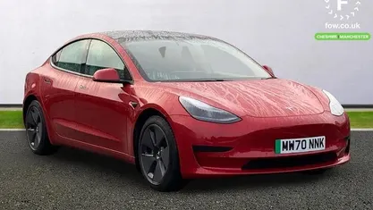 Used Tesla Model 3 Standard Range 239 kW (325 HP) 2020 Red Sedan
