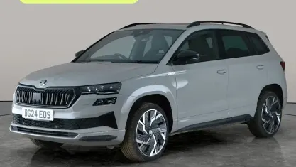 Używany Skoda Karoq SportLine 150 KM (110 kW) 2024 Szary SUV