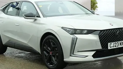 Used DS Automobiles DS4 Performance 131 HP (96 kW) 2023 White SUV