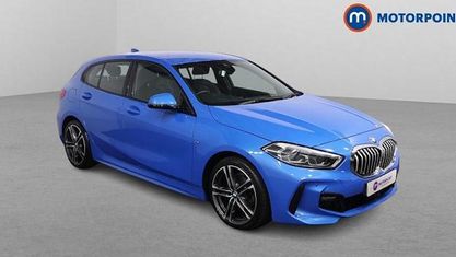 Używany BMW 118 M Sport 140 KM (102 kW) 2020 Niebieski Hatchback