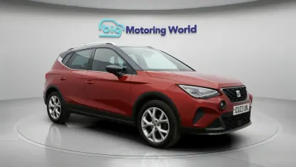 Used Seat Arona FR 110 HP (80 kW) 2023 Red SUV