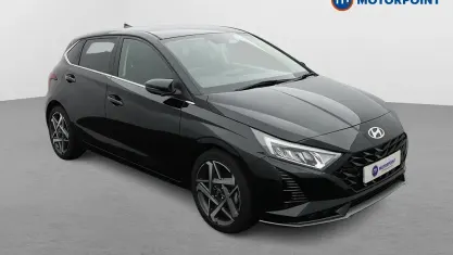 Used Hyundai i20 Premium 101 HP (74 kW) 2025 Black Hatchback