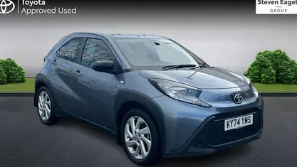 Used Toyota Aygo X PURE 72 HP (52 kW) 2025 SUV