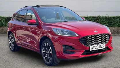 Used Ford Kuga ST-Line X 224 HP (164 kW) 2023 Red SUV