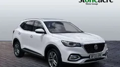 White Used 2022 MG HS Exclusive SUV | £18,995 (Fair price)