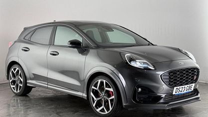 Usado Ford Puma ST 200 CV (147 kW) 2023 Gris Utilitario