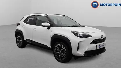 Used 2025 Toyota Yaris Hybrid Estate | £23,749 (Fair price)