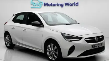 Used Vauxhall Corsa Design Edition 75 HP (55 kW) 2023 White Hatchback