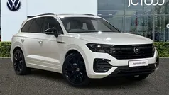 White Used 2022 VW Touareg Black Edition SUV | £45,777 (Fair price)