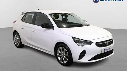 Used Vauxhall Corsa Design Edition 101 HP (74 kW) 2023 White Hatchback