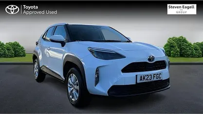 Used 2025 Toyota Yaris Hybrid Estate | £22,541 (Fair price)