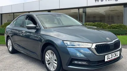 Quartz grey Used 2020 Skoda Octavia SE Technology Hatchback | £13,895 (Fair price)