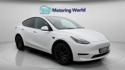White Used 2023 Tesla Model Y Performance SUV | £31,300 (Fair price)