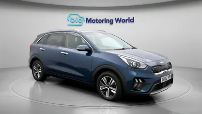 Used Kia Niro 141 HP (103 kW) 2021 Blue SUV