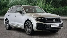 Silver Used 2025 VW Touareg Black Edition SUV | £52,290 (Fair price)
