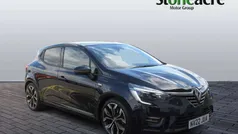 Used 2022 Renault Clio V SE Hatchback | £15,700 (Fair price)