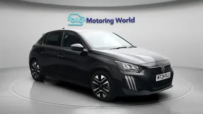 Used Peugeot 208 Allure 101 HP (74 kW) 2024 Black Hatchback