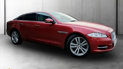 Used Jaguar XJ Premium Luxury 275 HP (202 kW) 2013 Red Sedan