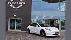 White Used 2022 Tesla Model 3 Long Range Sedan | £16,999 (Fair price)