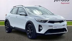White Used 2020 Kia Stonic 2 SUV | £10,250 (Fair price)