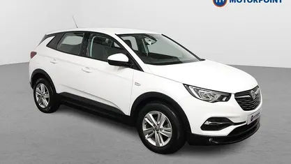 White Used 2019 Vauxhall Grandland X SUV | £11,449 (Fair price)