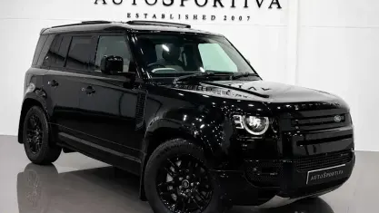 Used Land Rover Defender Dynamic 404 HP (297 kW) 2023 Black SUV