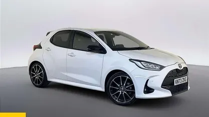 Used Toyota Yaris Hybrid Sport 116 HP (85 kW) 2023 White Hatchback