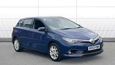 Blue Used 2018 Toyota Auris Hybrid Hatchback | £13,072 (Fair price)