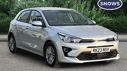 Used Kia Rio 101 HP (74 kW) 2022 Silver Hatchback