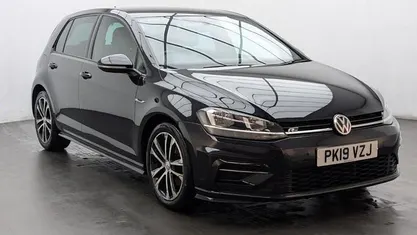 Used 2019 VW Golf VII R-line Hatchback | £12,550 (Good price)