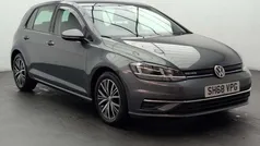 Used 2019 VW Golf VII SE Hatchback | £16,050 (Fair price)