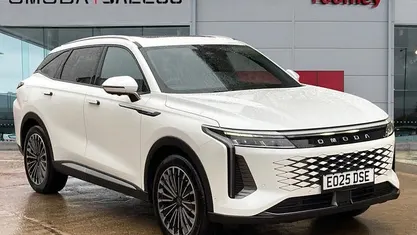 Used Omoda 9 449 HP (330 kW) 2025 SUV