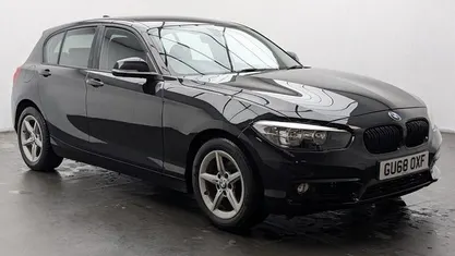Used BMW 118 Sport Line 150 HP (110 kW) 2018 Black Hatchback