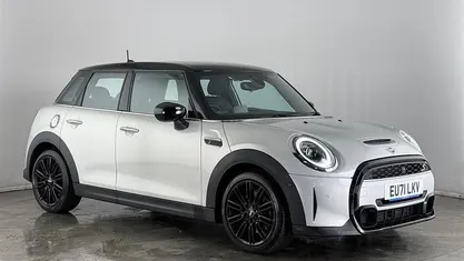 Used Mini Cooper S Exclusive 178 HP (130 kW) 2022 Hatchback