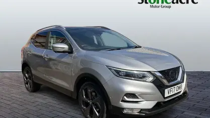 Used Nissan Qashqai Tekna 110 HP (80 kW) 2017 Silver SUV