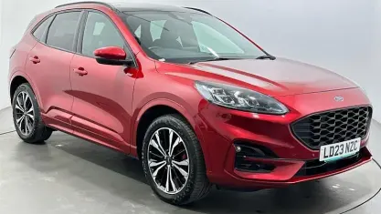 Begagnad Ford Kuga ST-Line X 225 HK (165 kW) 2023 SUV