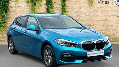 Used BMW 118 Comfort Edition 136 HP (100 kW) 2024 Blue Hatchback