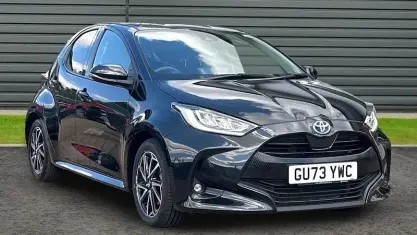 Used Toyota Yaris Design 116 HP (85 kW) 2023 Black Hatchback