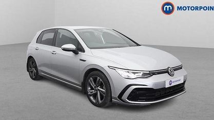 Używany VW Golf VIII R-line 150 KM (110 kW) 2023 Srebrny Hatchback